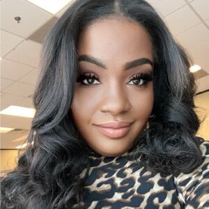 Meet your Posher, Brandi